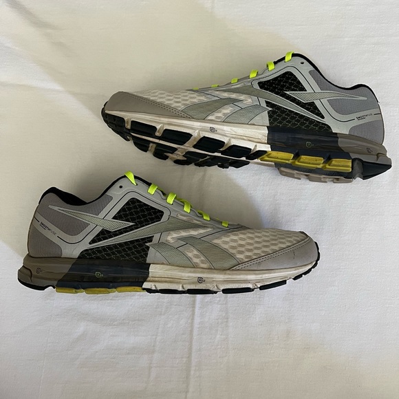 Reebok Men’s One Cushion Steelnavygryyello size 10.5 - Picture 5 of 10